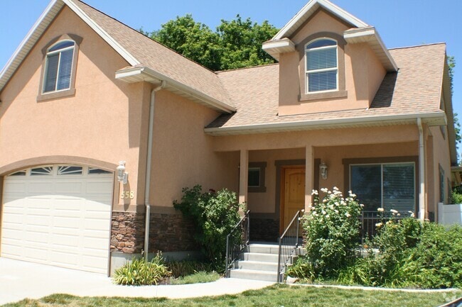 Building Photo - Beautiful Orem home for rent!