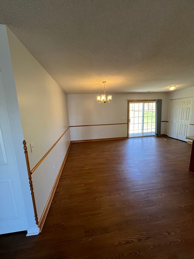 Photo - 7 Willow Wood Ct