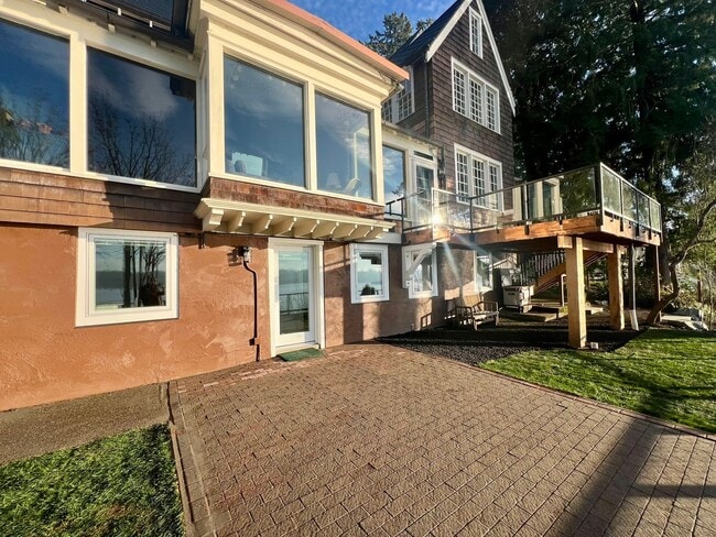 Photo - Private Waterfront Apartment