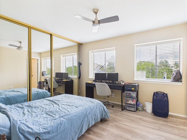 Photo - 3115 Helms St Unit 202