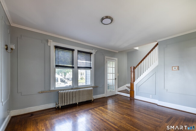 Photo - 430 Blohm St