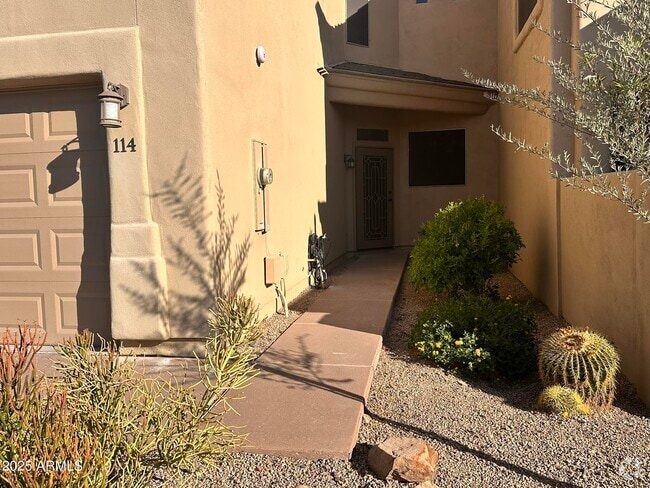 Building Photo - 11022 N Indigo Dr Unit 114 Rental