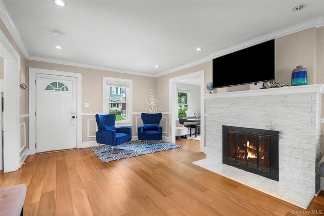 76 Chestnut Ave