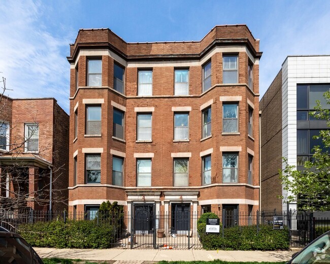 Building Photo - 2330 W Huron St Unit 1E Rental