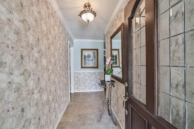 Photo - 6911 Sprigg St