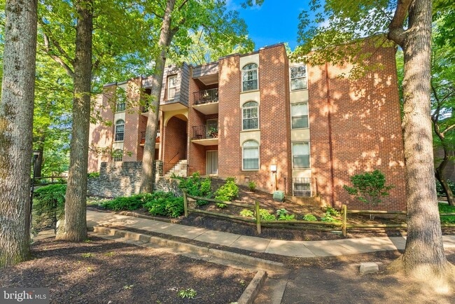 Photo - 3378 Woodburn Rd Unit 11