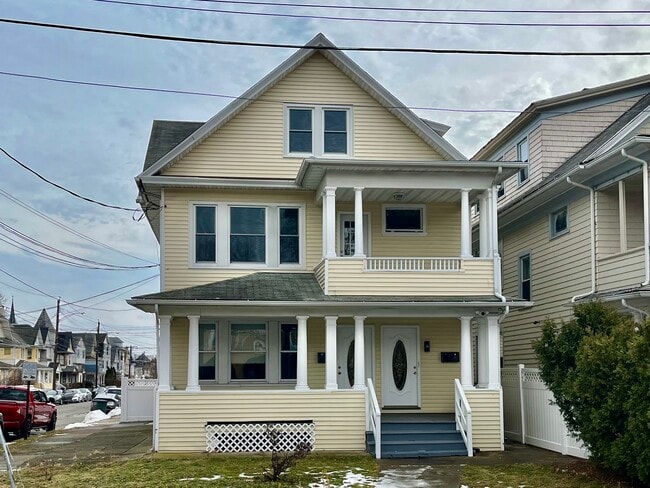 Building Photo - 2449 North Ave