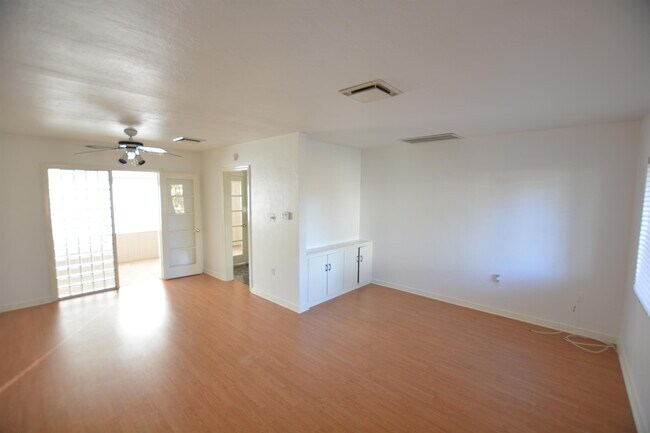 Photo - 2804 Woodland Hills Ave