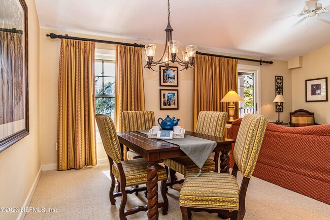 Photo - 955 Registry Blvd