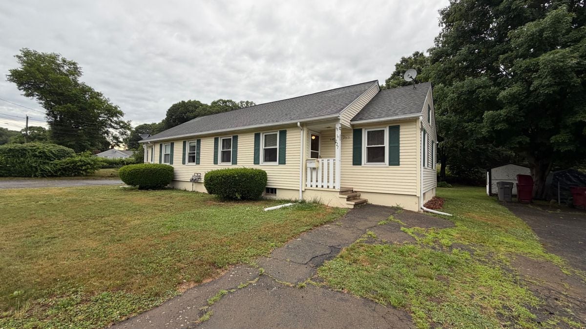 Photo - 227 Spencer St