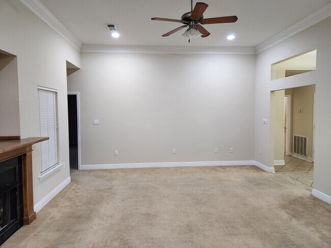 Photo - 6320 Luckey Ln