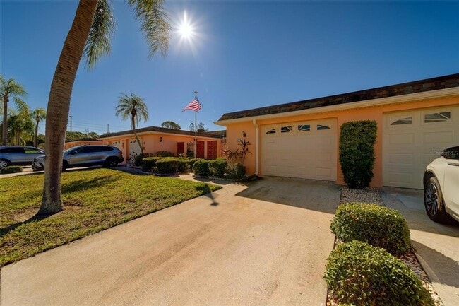 Photo - 170 Boca Ciega Point Blvd S Unidad 170