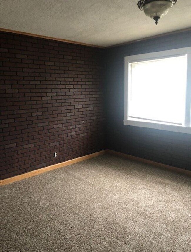 Photo - 2 Bedroom 1 Bath in Westland