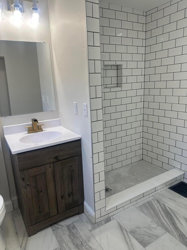 Photo - 1277 E 18th Ave