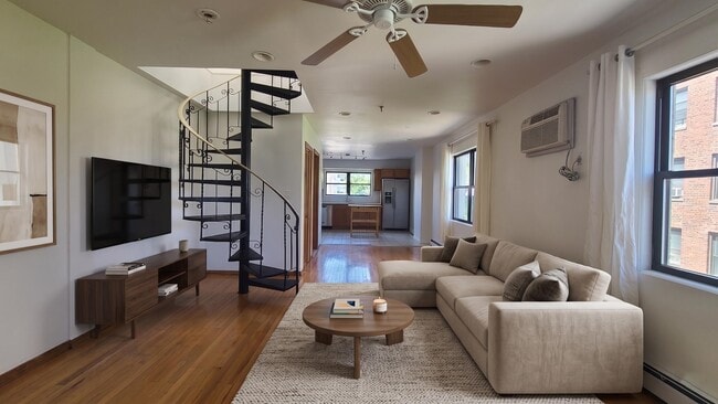 Photo - 4905 Park Ave Unidad 4D