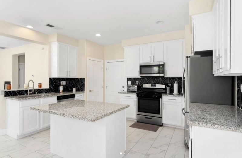 Photo - 660 Greg Thatch Cir Unit #10