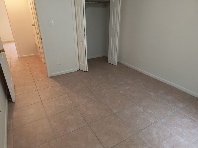 Photo - 3395 GreenBriar Triplex Unit B