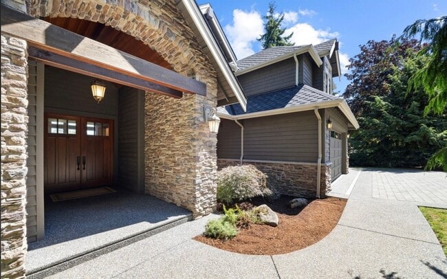 Photo - Beautiful Home in Semiahmoo!