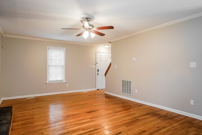 Photo - 3604 Greywood Dr