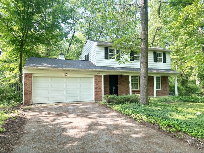 Building Photo - 7325 Sheffield Dr SE Rental