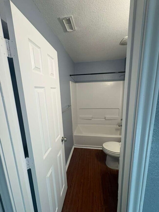 Photo - BREATHTAKING HOME!! VERY BEAUTIFUL IT WONT DISAPPOINT!