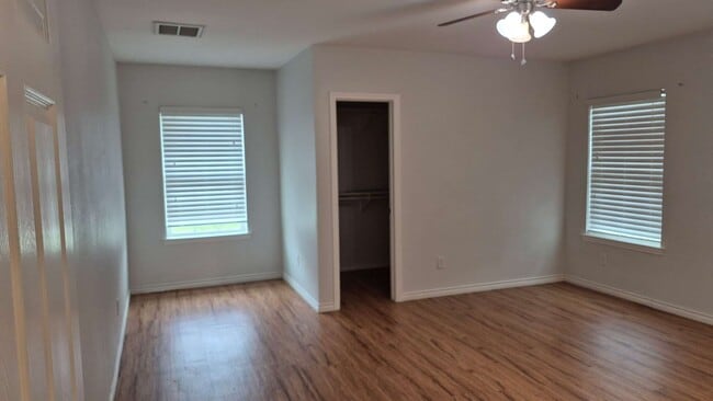 Photo - 7412 Barbara Ct