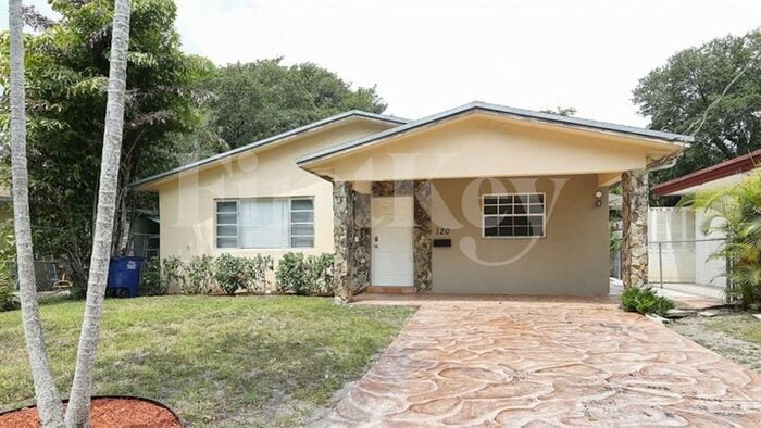 Photo - 120 SW 7th Terrace House