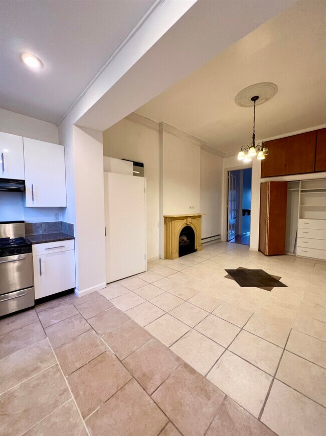 Photo - 111 Chestnut Ave Unit 1