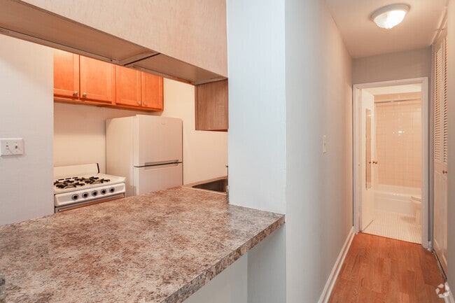 534 W. Wellington Ave