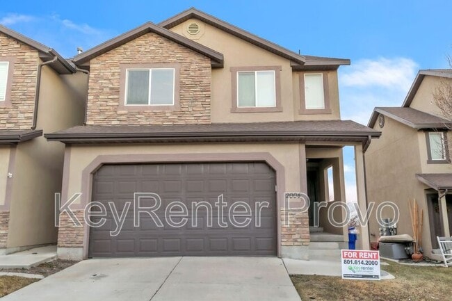 Photo - 2004 Churchill Dr