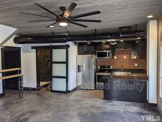 Photo - 1000 Calvin St Unit B