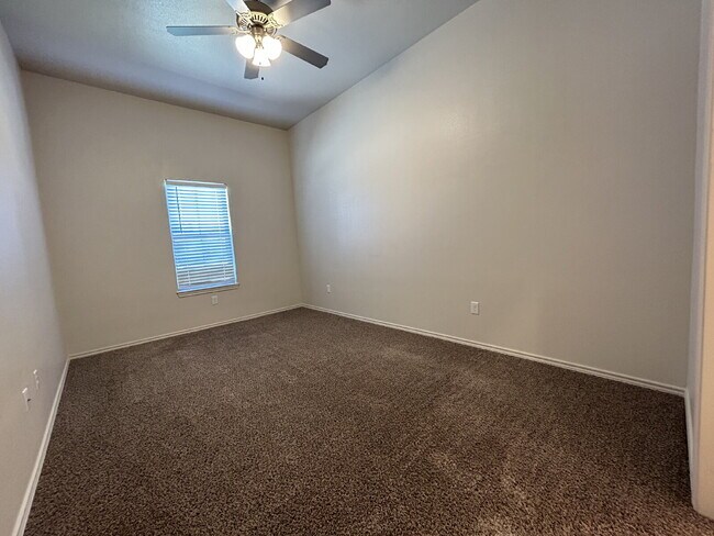 Photo - Beautiful Home Located In Stonewood Divisi...