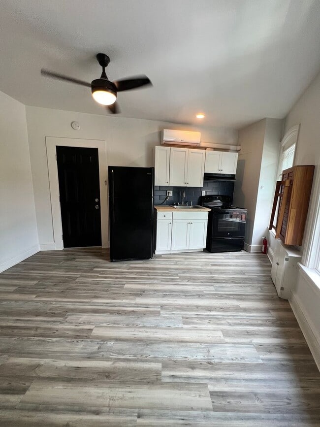 Building Photo - 559-561 Manor St Unit 1 Rental
