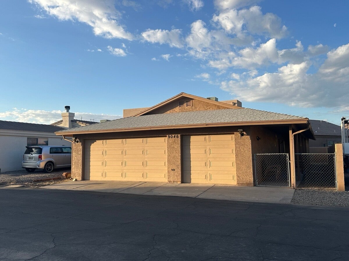 Photo - 9046 Lakeview Dr