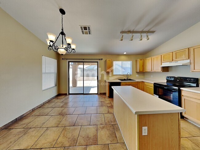 Photo - 9117 W Hazelwood St