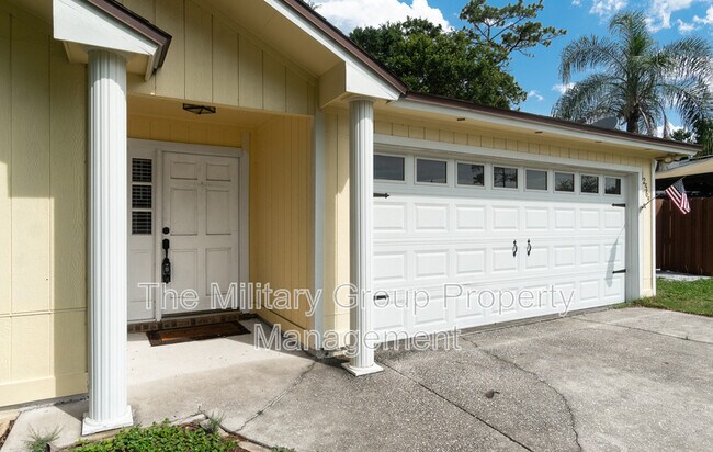 12565 Long Lake Ct