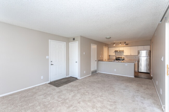 1HAB, 1BA - 679 ft² - Arcadia Apartment Homes