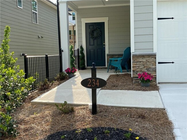 Photo - 234 Wells Cir