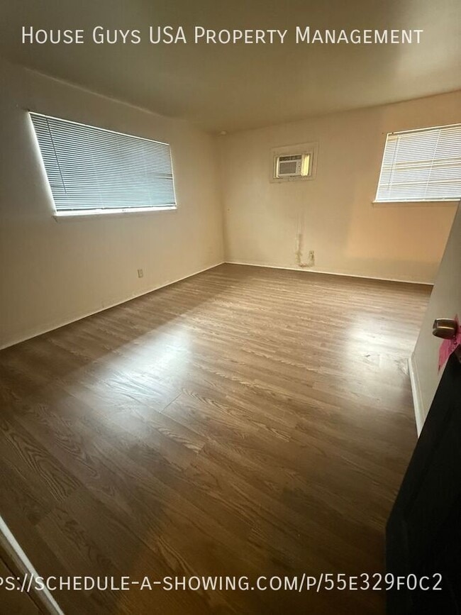 Photo - 15411 Barat Ave Unit B