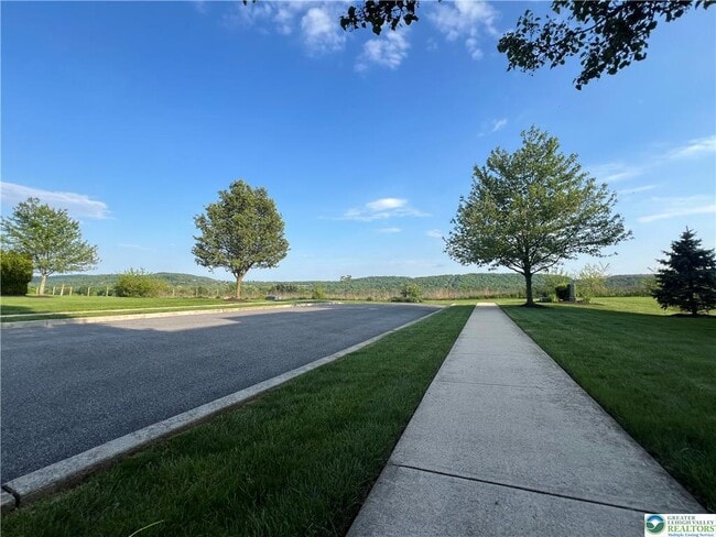 Photo - 1783 Chateau Pl