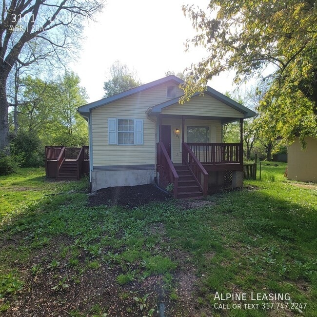 Building Photo - 3101 S Lyons Ave