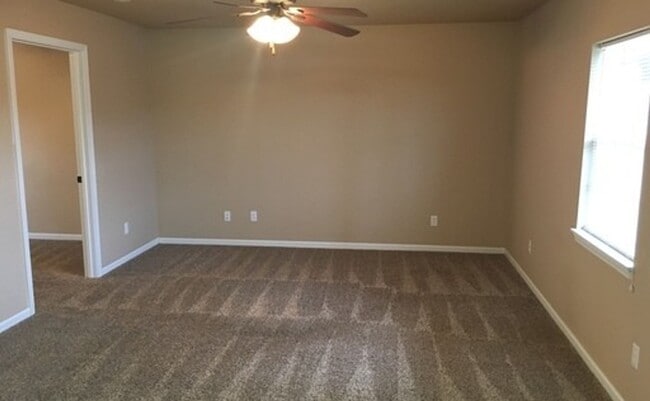 20901 Humanity Ln Unidad A