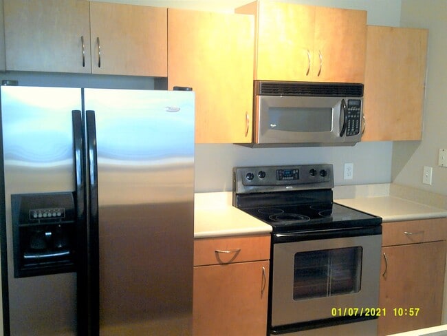 Photo - 8290 Gate Pkwy W