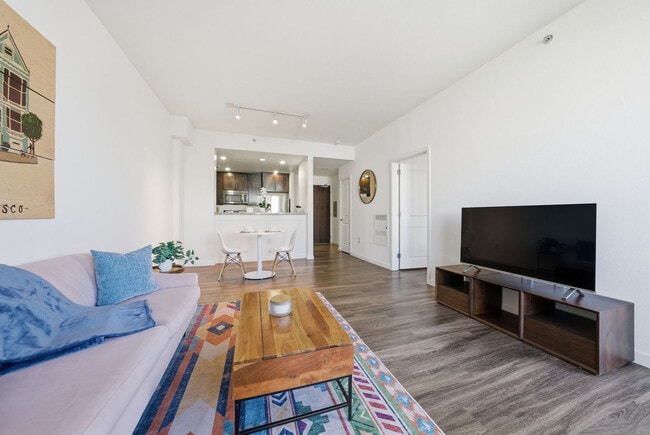 Photo - 1201 4th St Unidad SI FL5-ID1436064P