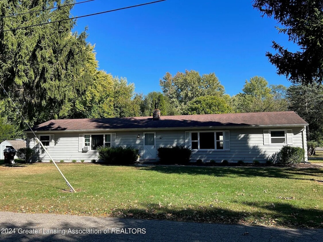 Photo - 1874 Adelpha Ave (Holt, MI)