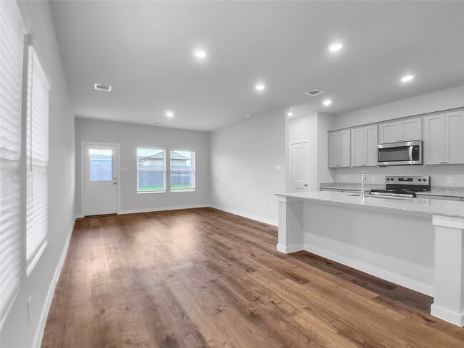 Photo - 17812 Lionheart Rd