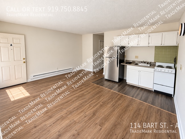 Photo - 114 Bart St Unit A