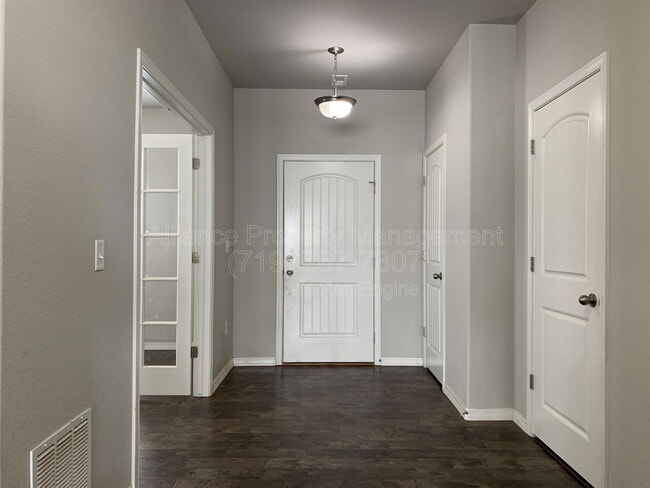 Photo - 8885 Vanderwood Rd