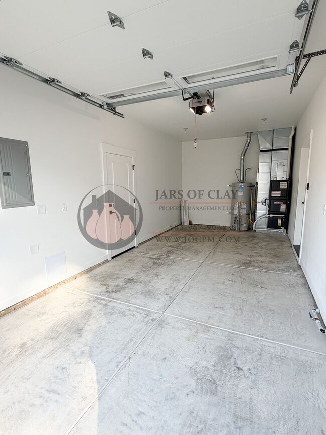 Photo - Talloc Ave SE Duplex Unit 6935