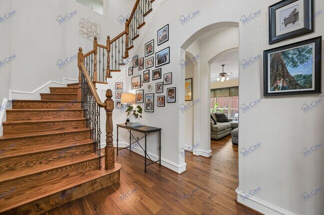 Photo - 5211 Mission Ave